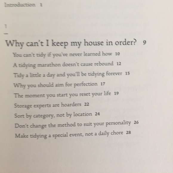 The Life Changing Magic of Tidying Up Marie Kondo - Picture 3 of 3